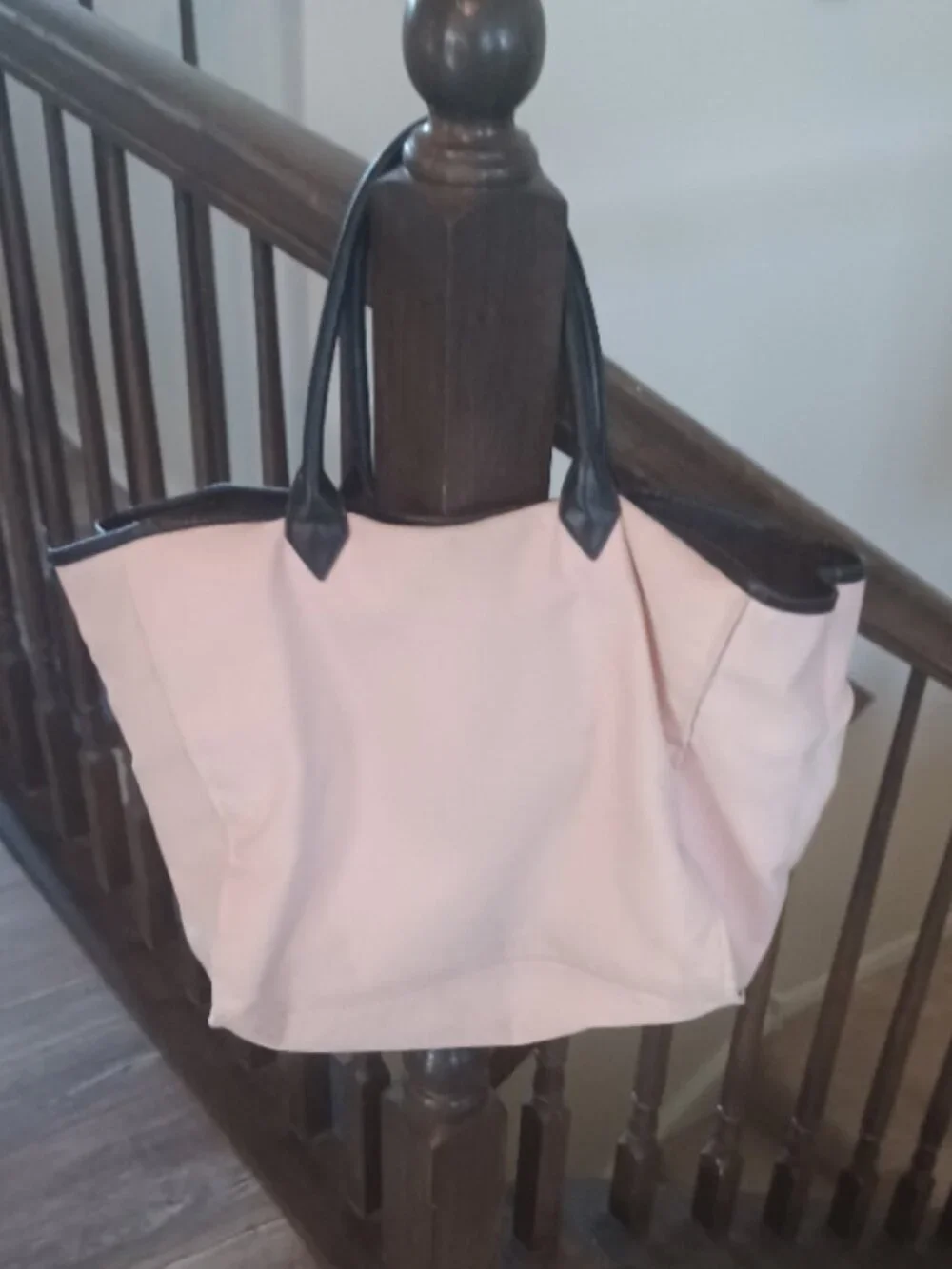 Victoria Secret Large Weekender Pink Tote W/Wings 16"x13" - Picture 6 of 7